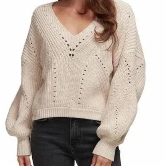 Free People All Day Long V-Neck Sweater -Sand Dolman Sleeves size Med.